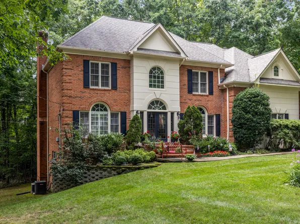 2917 Blue Teal Ln, Signal Mountain, TN 37377