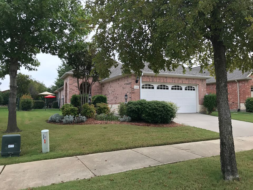 1st image of 648 Oakland Hills Ln