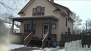 720 E 3rd St photo 1