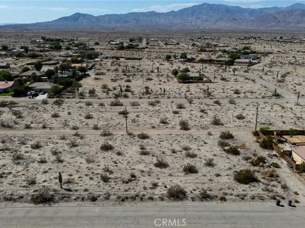 2829 Calhoun St #8, Thermal, CA 92274