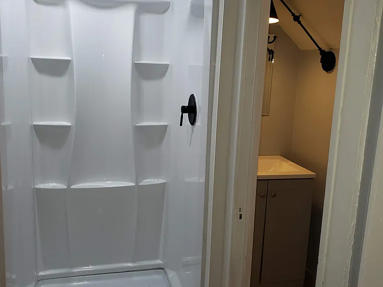 460 Chenango St #3 — Photo 8