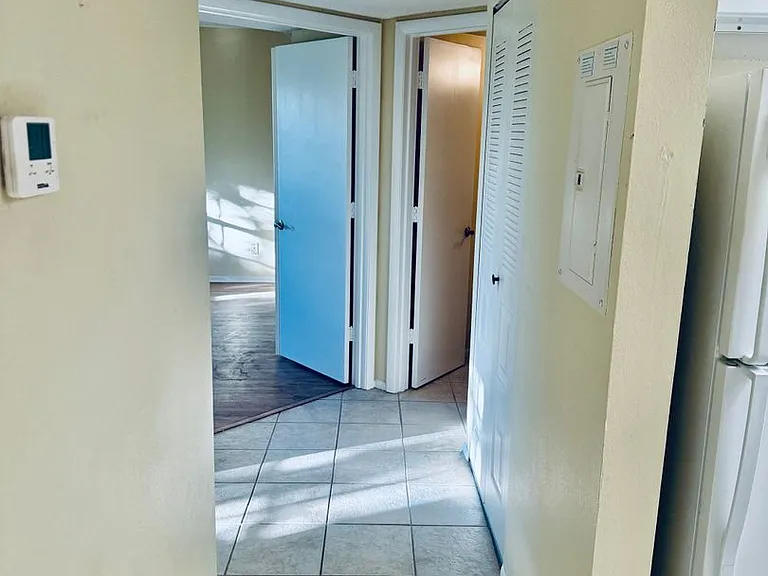 915 Sonesta Ave NE #203 — Photo 21