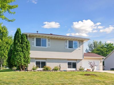 1002 Meadow St, Cologne, MN, 55322