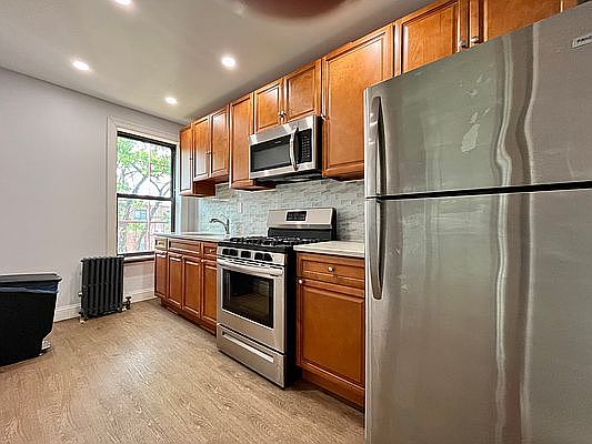 1st image of 309 Hancock St APT 4