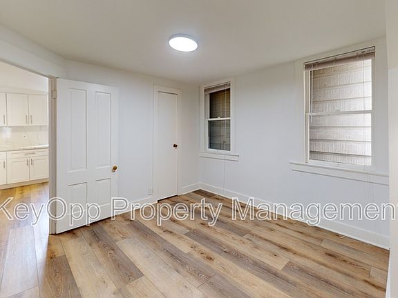 2nd image of 710 N Point St APT C