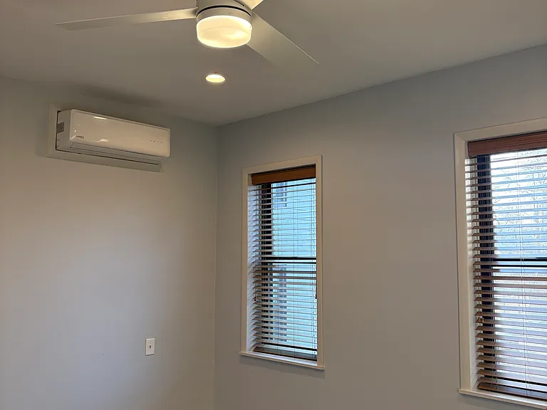 80 Ray St — Photo 14