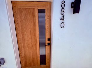 8840 Quakertown Ave, Northridge, CA 91324