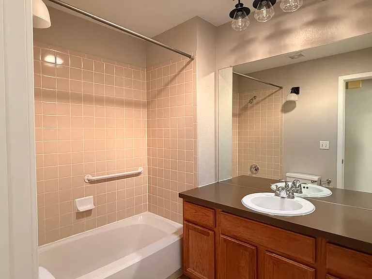 Master bathroom, upstairs