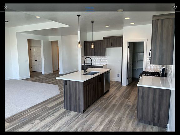 4th image of 3111 E Photinia Dr