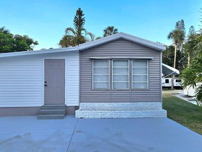 17200 Pioneer St #G19, North Fort Myers, FL, 33917