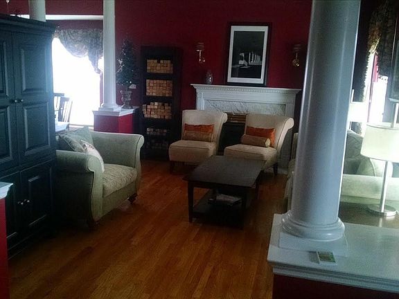 2nd image of 4201 McPherson Ave