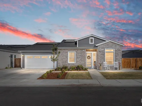 9434 Glenwood Springs Ln, Bakersfield, CA 93314