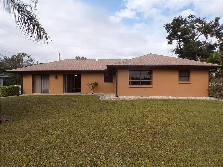 1011 Tropical Ave NW — Photo 19