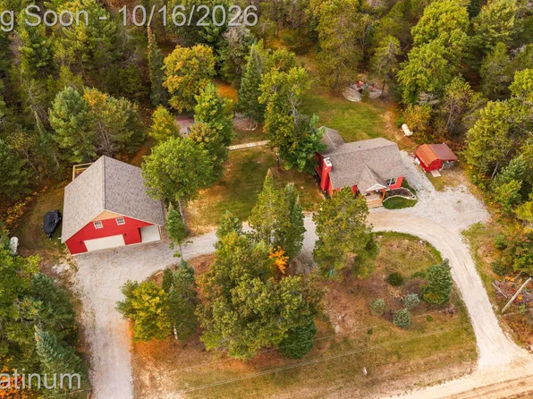 2645 Hideaway Dr, Grayling, MI 49738