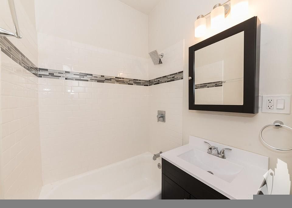 1st image of 38175 N Greenview Ave #3