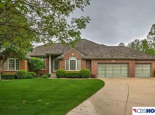 2005 S 182nd Avenue Cir, Omaha, NE 68130