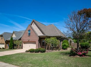 213 Avalon Ln, Oxford, MS 38655