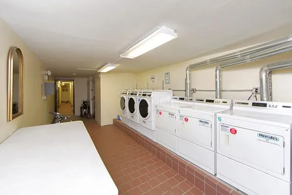 Rented by Icon Realty Management | media 2