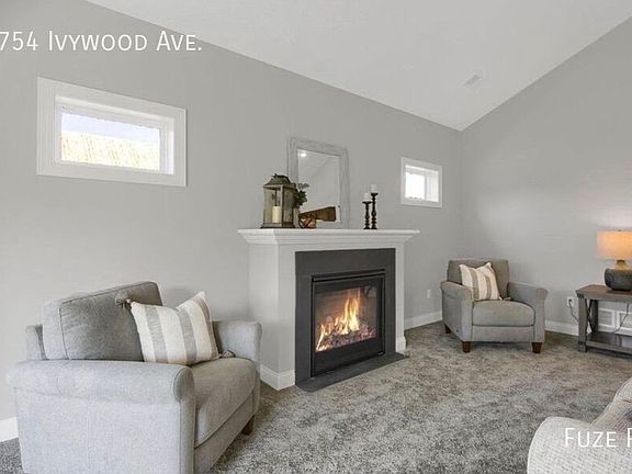 4th image of 6754 Ivywood Ave