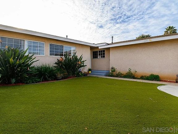 3rd image of 4901 Westover Pl