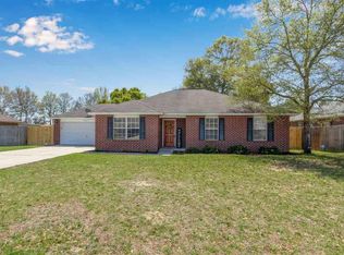 8809 Bluebell St, Milton, FL 32583