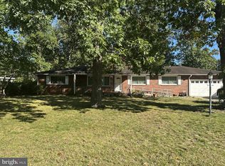 1195 Glenwood Dr, Vineland, NJ 08361