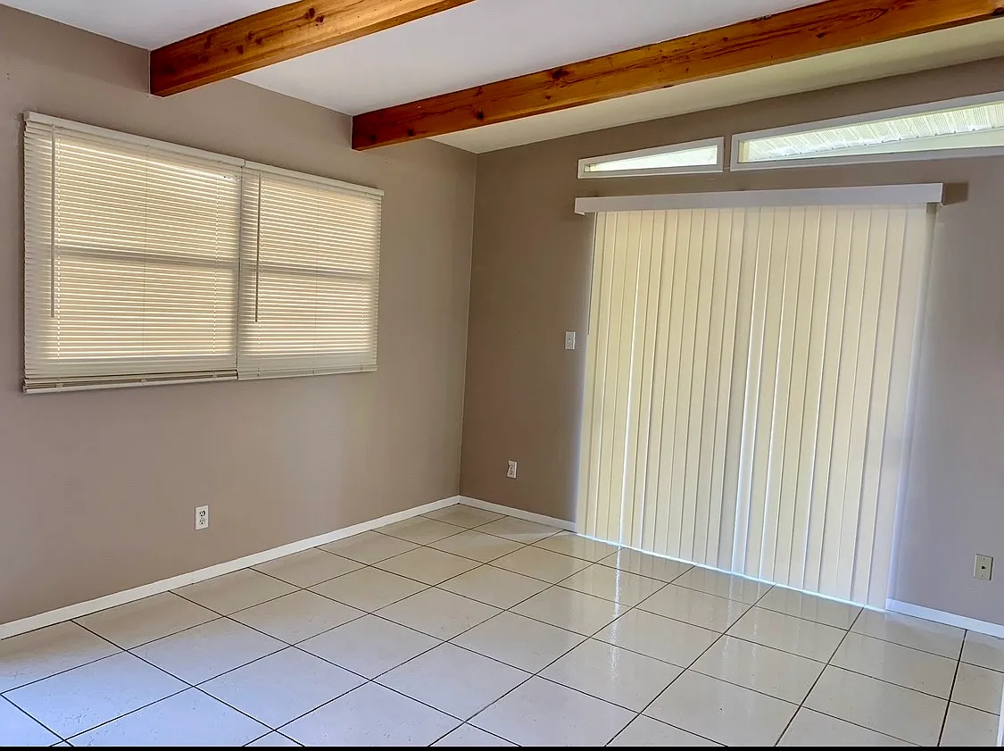 3 bed, 1150 sqft, $2,500 — Photo 3