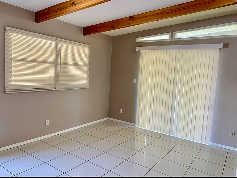 5908 S Coolidge Ave — Photo 3