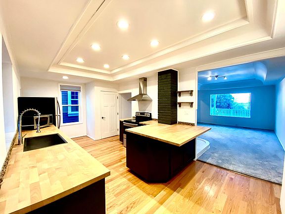 5th image of 2416 N 31st St #A