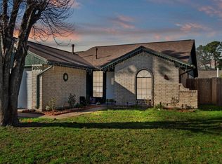 7838 Breezeway St, Houston, TX 77040