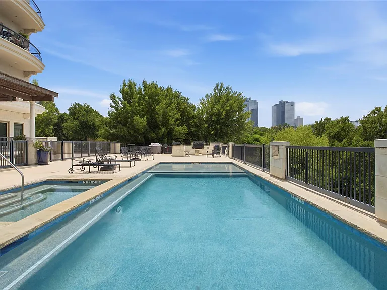 501 Samuels Ave #230 — Photo 11