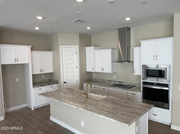 4031 E AUGUSTA Avenue, Chandler, AZ 85249