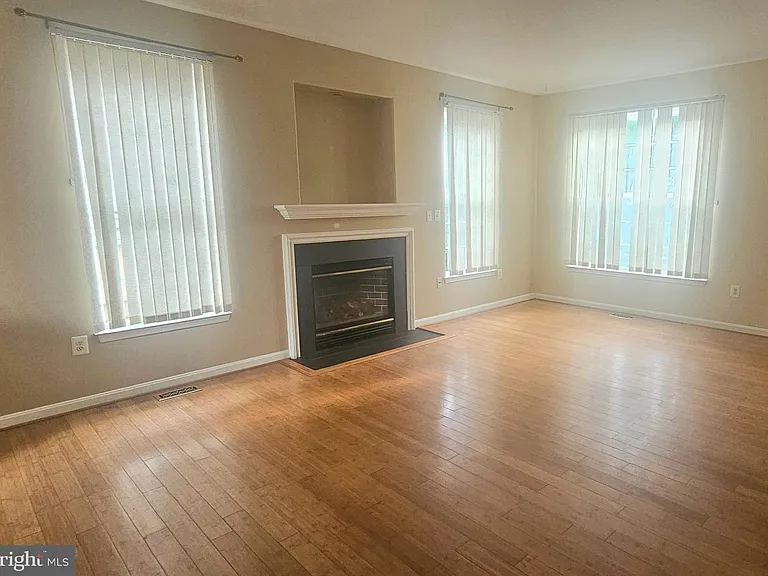 43806 Trajans Column Ter — Photo 9