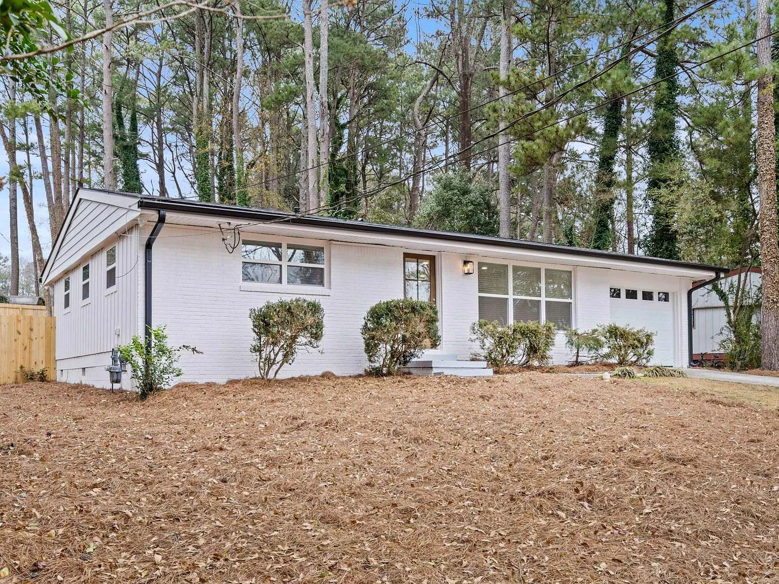 3 bed, 1300 sqft, $3,500 — Photo 3