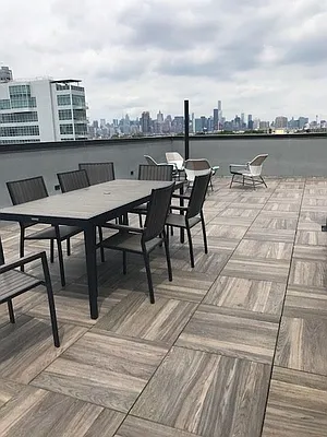 Rented by Kew Forest Realty Inc | media 28