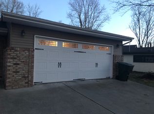 3805 N Lake Blvd, Danville, IL 61832