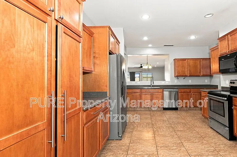536 E Yellow Wood Ave — Photo 10