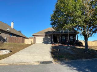 402 Wych Cir, Crestview, FL 32536