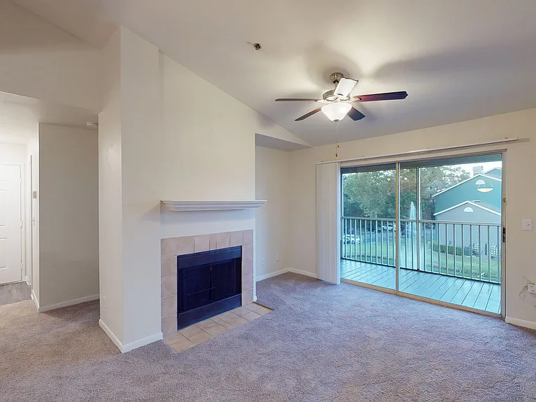 Los Altos at Altamonte Springs — Photo 36