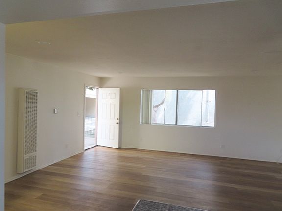 3rd image of 816 E Grand Ave #7