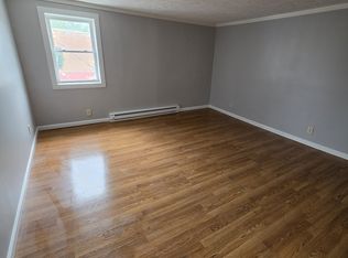 106 SE Vine St #4, Atlanta, IL 61723