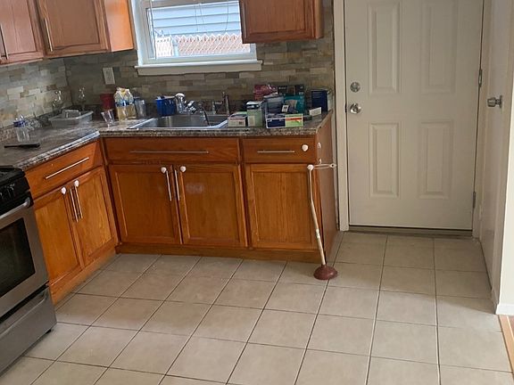 2nd image of 740 Poi Ct Floor 1