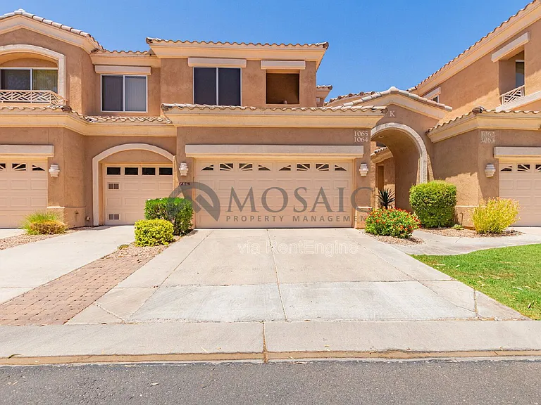 3800 S Cantabria Cir #1065 — Photo 1