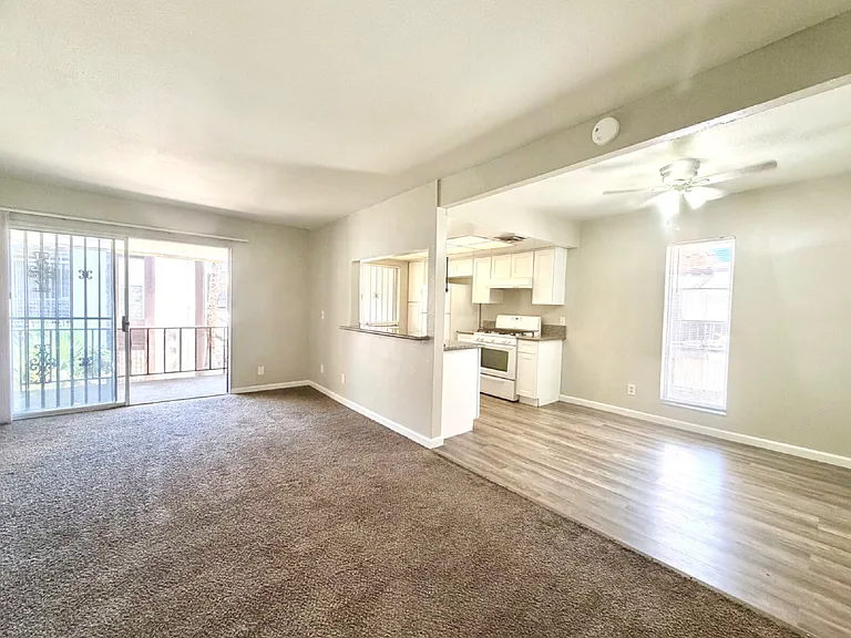 1405 Vegas Valley Dr #298 — Photo 3