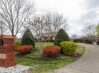 103 Forest Ct, Burns, TN 37029
