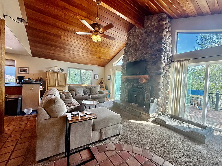 7910 Boothill Dr — Photo 8