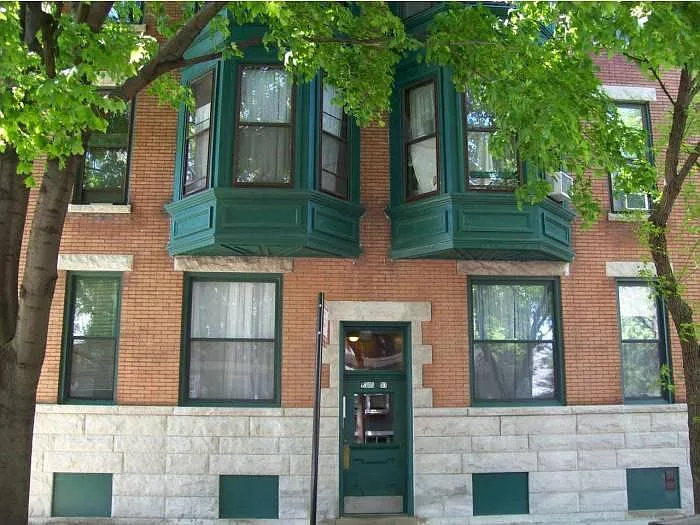 Building Photo - 1307 W Melrose St
