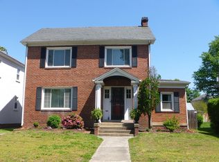 806 W Lancaster Rd, Richmond, VA 23222