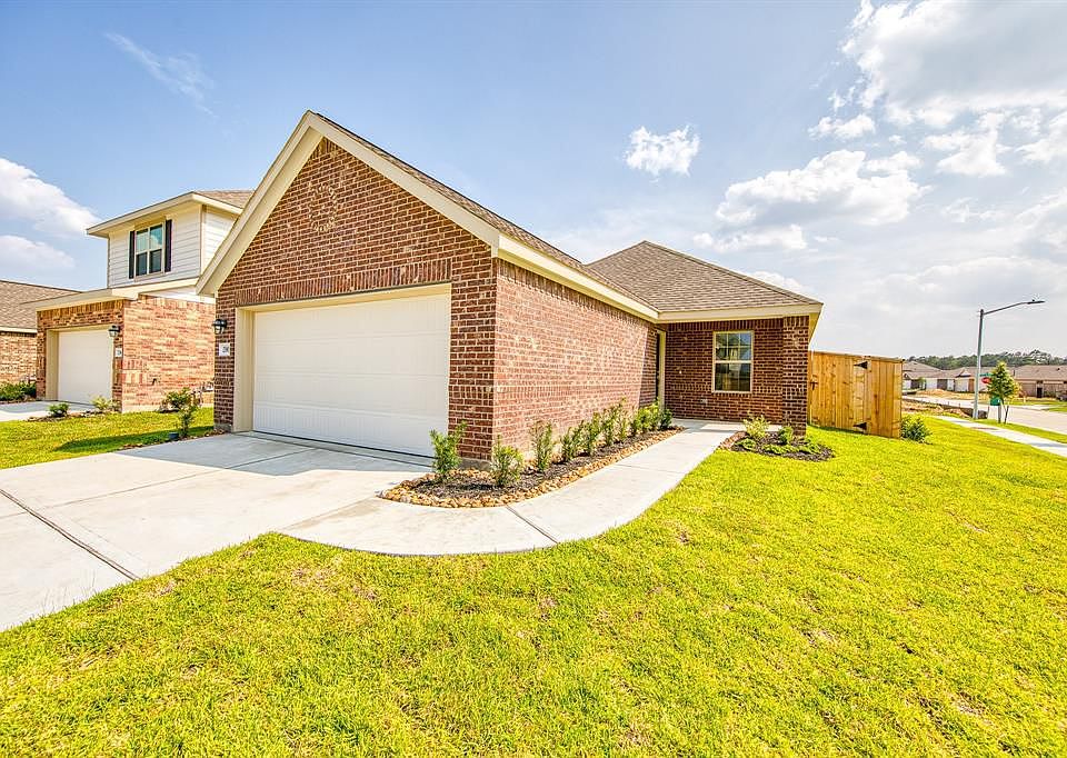 1st image of 23902 Sambatello Dr