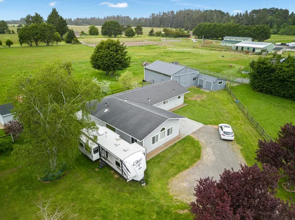 1380 Morehead Rd, Crescent City, CA 95531